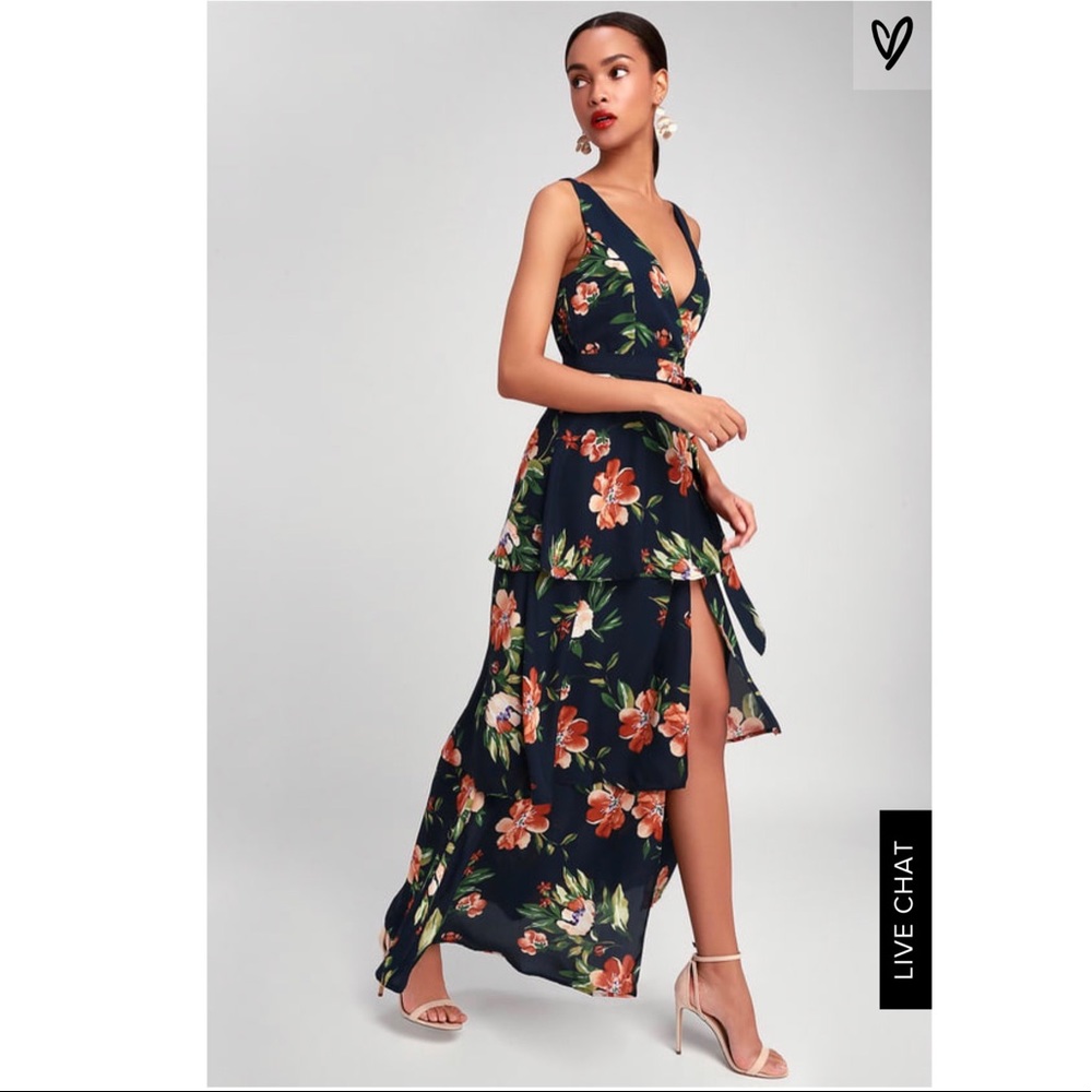 NWT Lulu’s Maxi Dress, Size Small